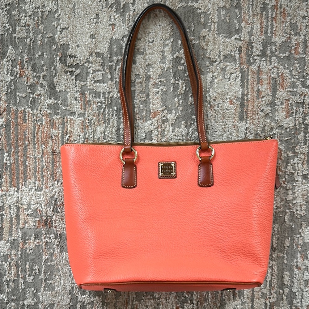 Dooney & Bourke Coral Leather Wren Zip Tote Bag new